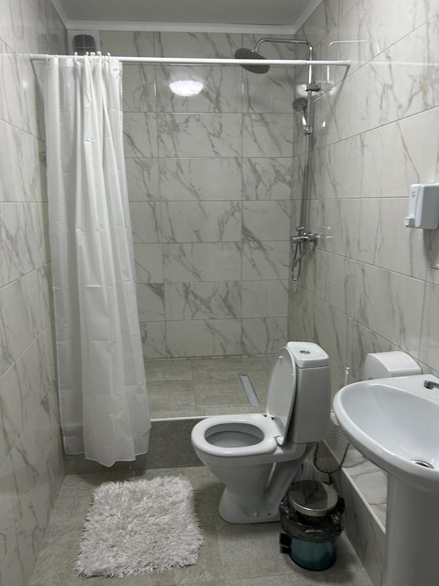 Hotel Fresh Aktobé Extérieur photo