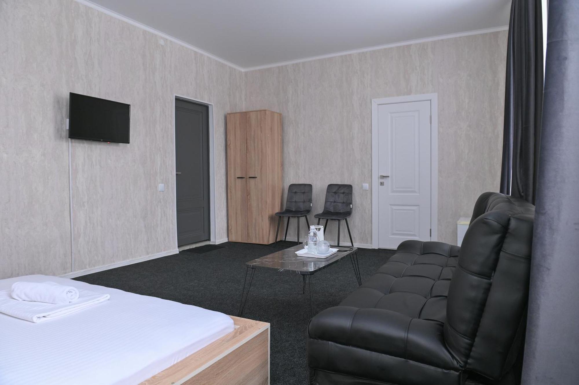 Hotel Fresh Aktobé Extérieur photo